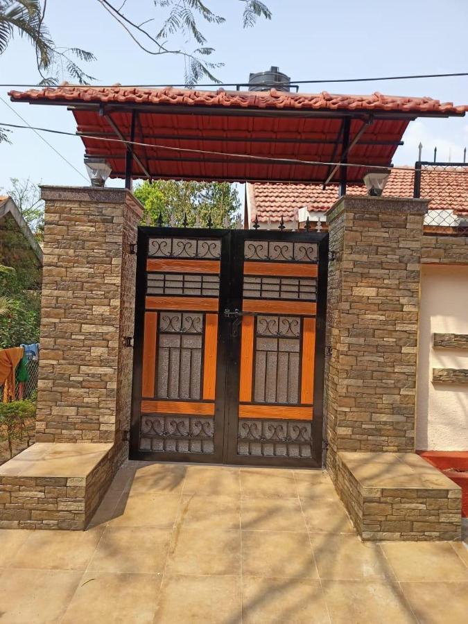 Singh Cottage Lonavala Εξωτερικό φωτογραφία